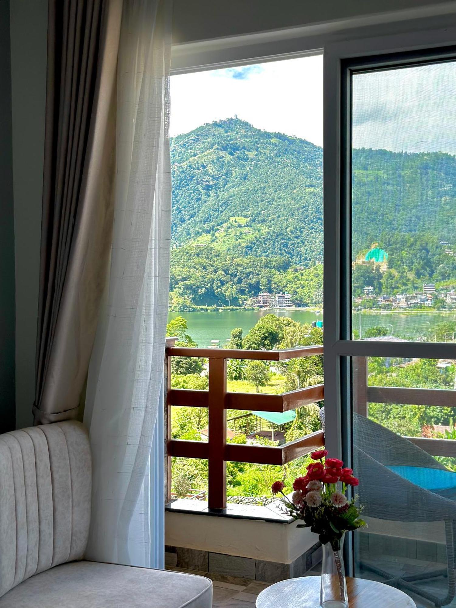 Hotel Adam Pokhara Exteriör bild