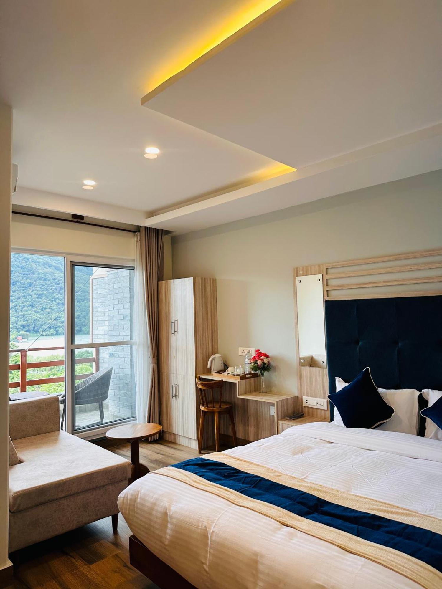 Hotel Adam Pokhara Exteriör bild