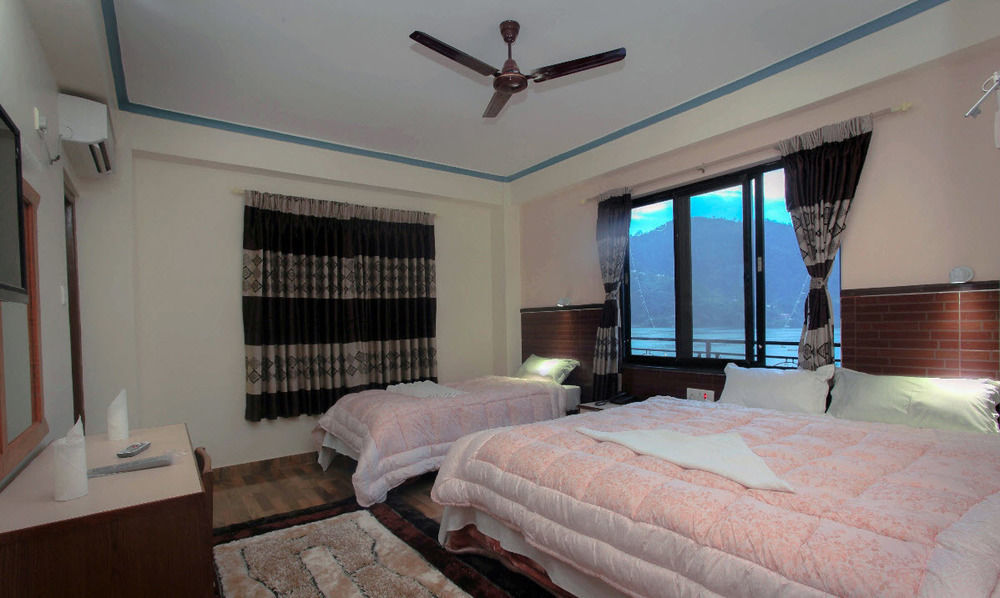 Hotel Adam Pokhara Exteriör bild