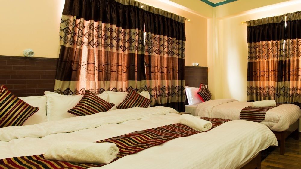Hotel Adam Pokhara Exteriör bild