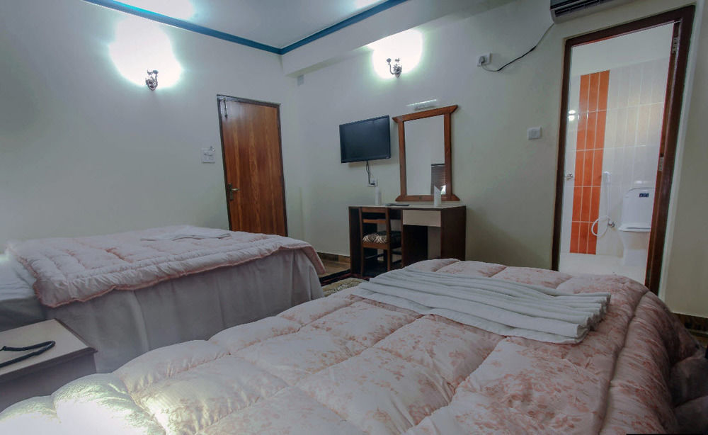 Hotel Adam Pokhara Exteriör bild